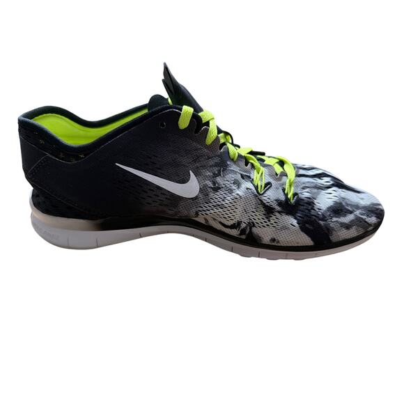 Women's Nike FREE TR FIT 5 Black & Yellow Marble Running Shoes Size 9.5 9 1/2 - Picture 7 of 10